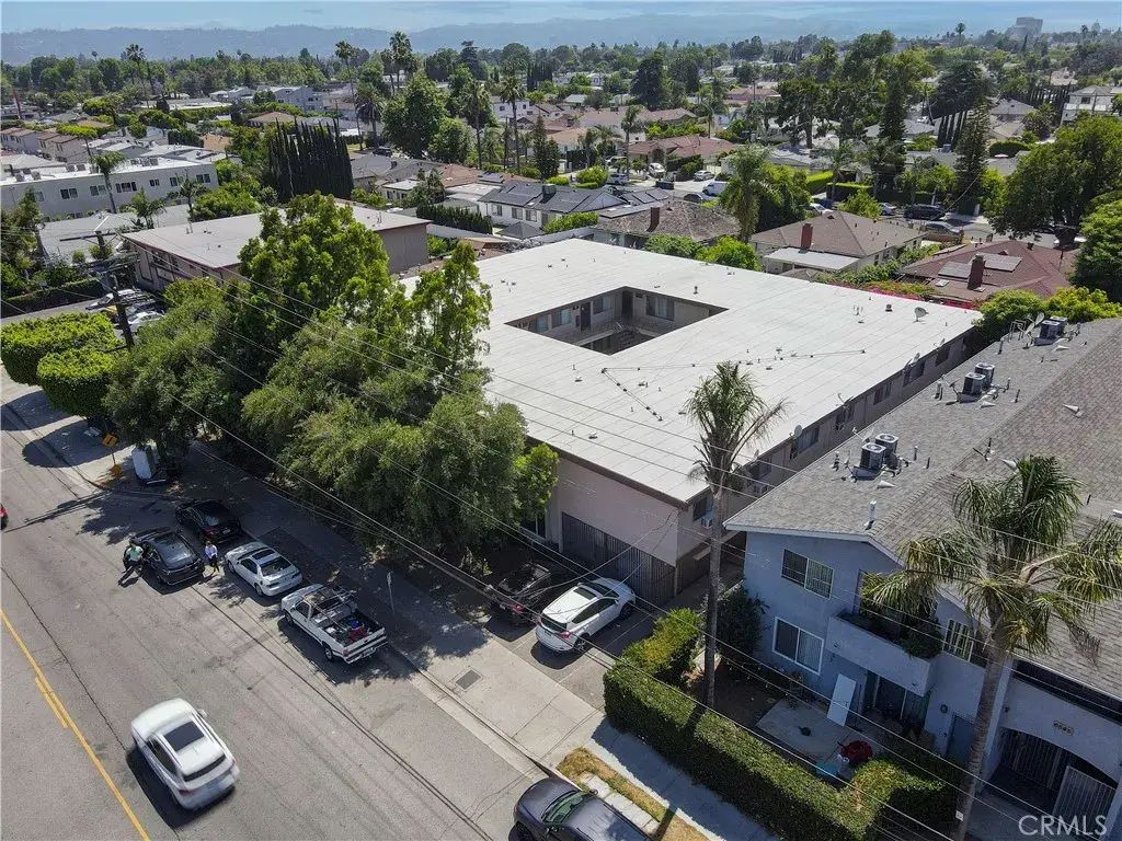 6535 Fulton, Los Angeles