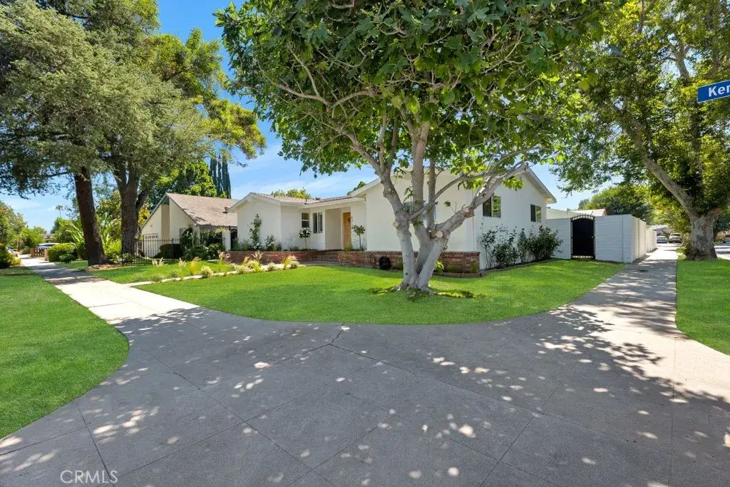 6727 Kentland, West Hills
