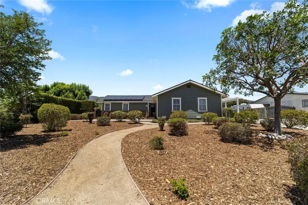 963 E Meda, Glendora