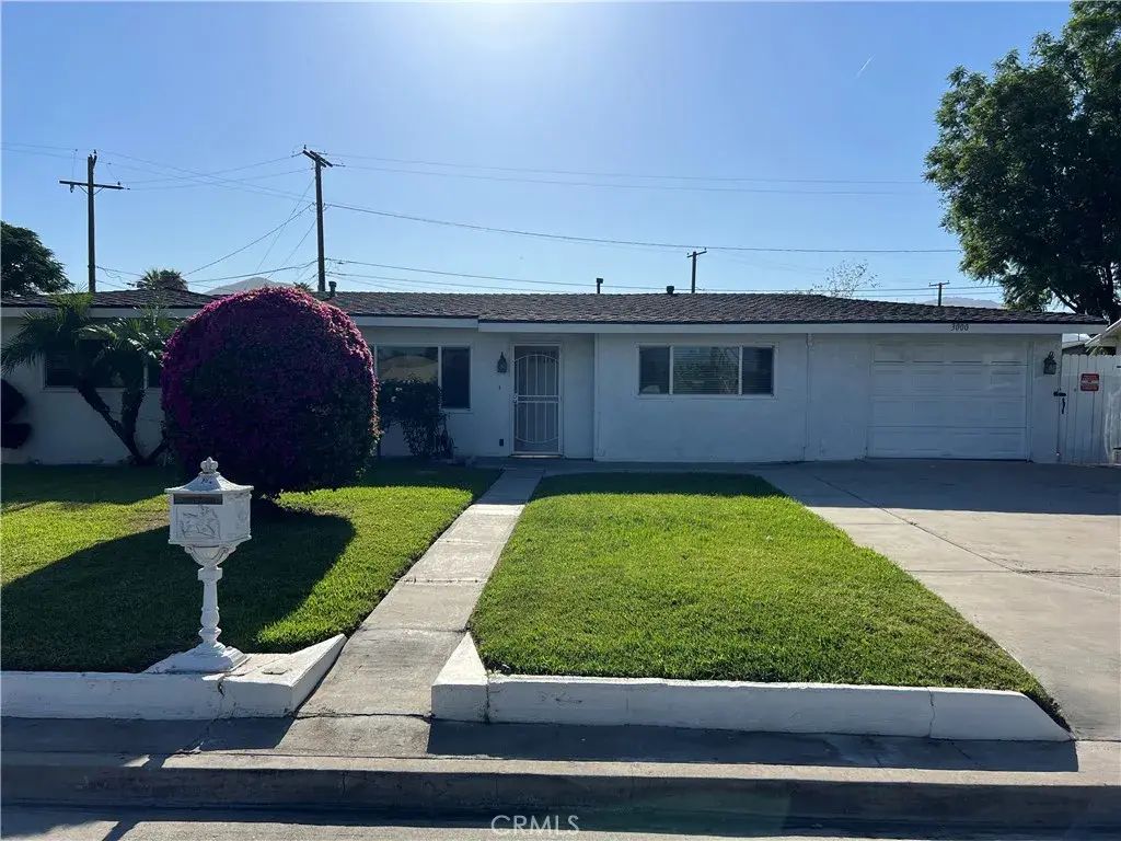 3000 Carl, Riverside
