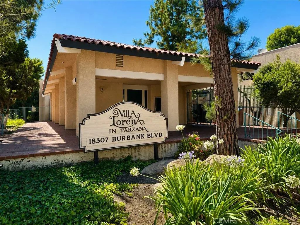 18307 Burbank Boulevard 131, Tarzana