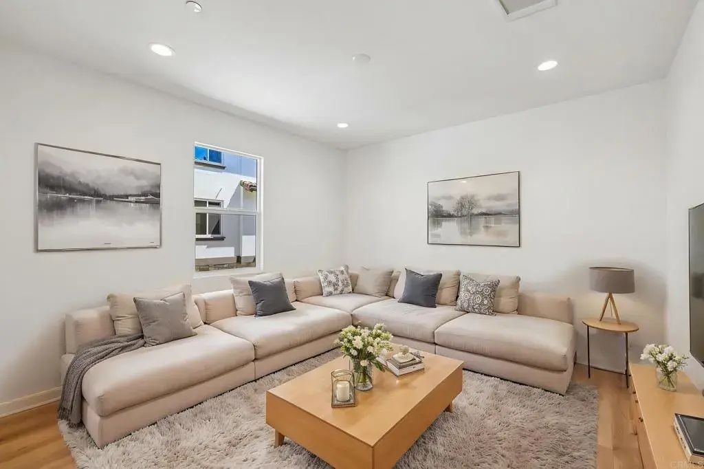 329 Jimson, Escondido