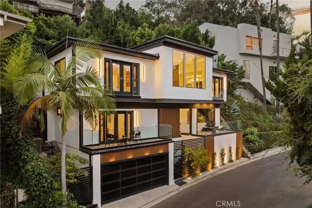 3619 Lowry Road, Los Angeles
