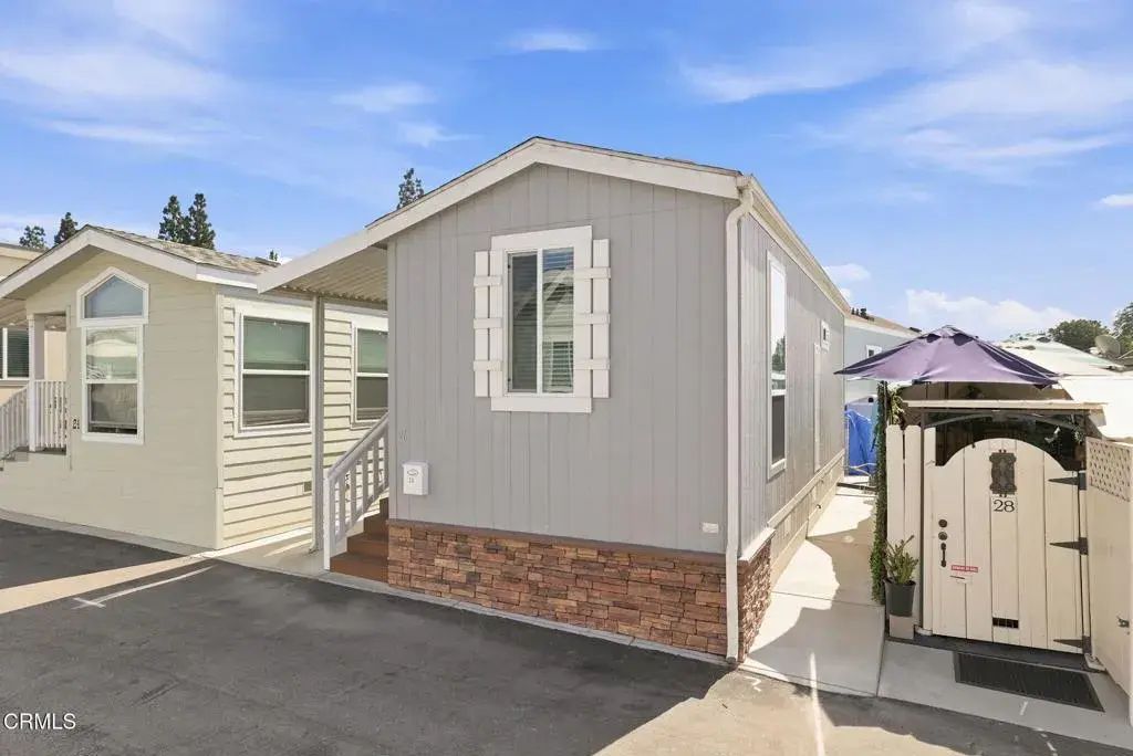 3975 Telegraph 26, Ventura