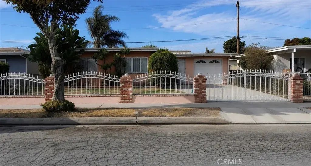 1713 W 163rd, Compton