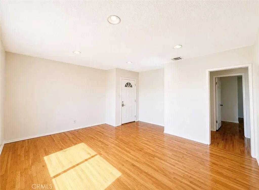 1372 W 36th Street 3, Los Angeles