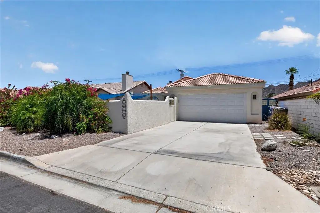 52416 Avenida Villa, La Quinta