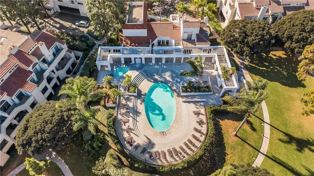 5101 Tortuga Drive 205, Huntington Beach