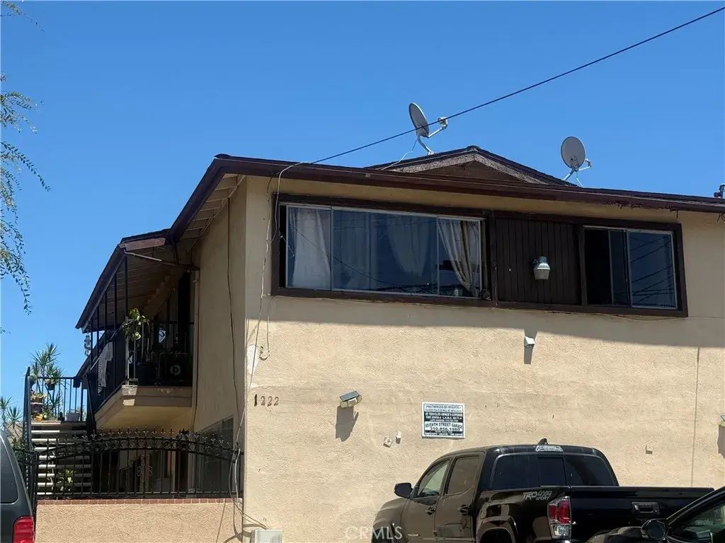1222 N Park Western, San Pedro
