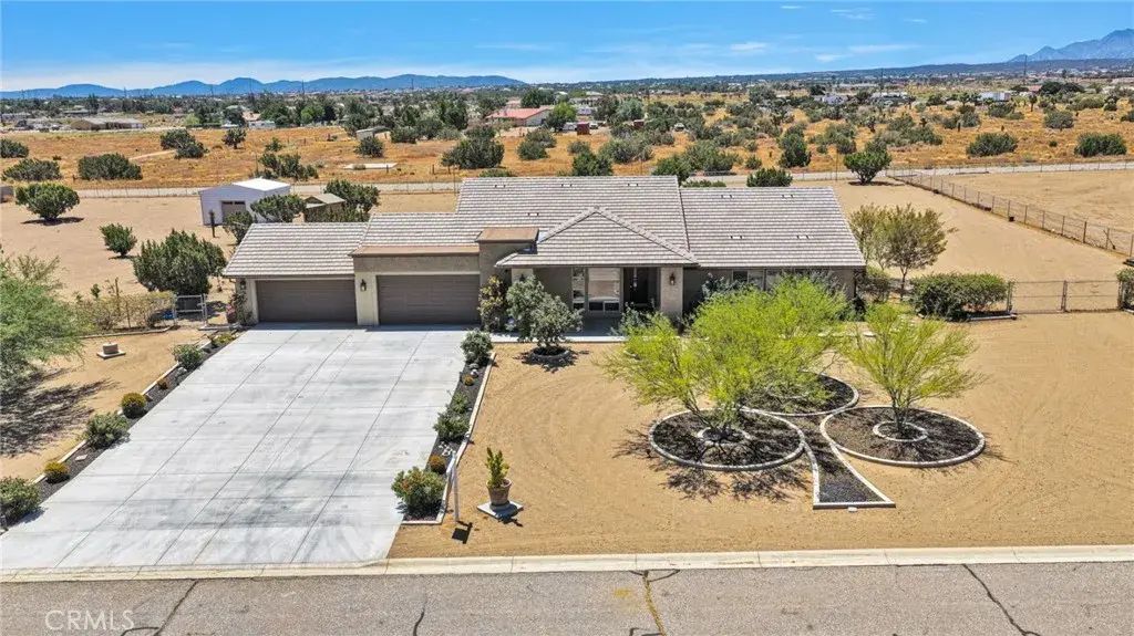 9879 Silver Palm Drive, Oak Hills