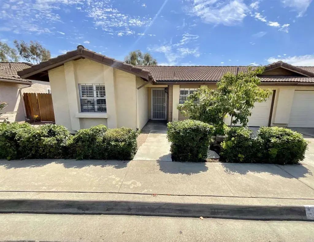 1247 Sundown, Escondido