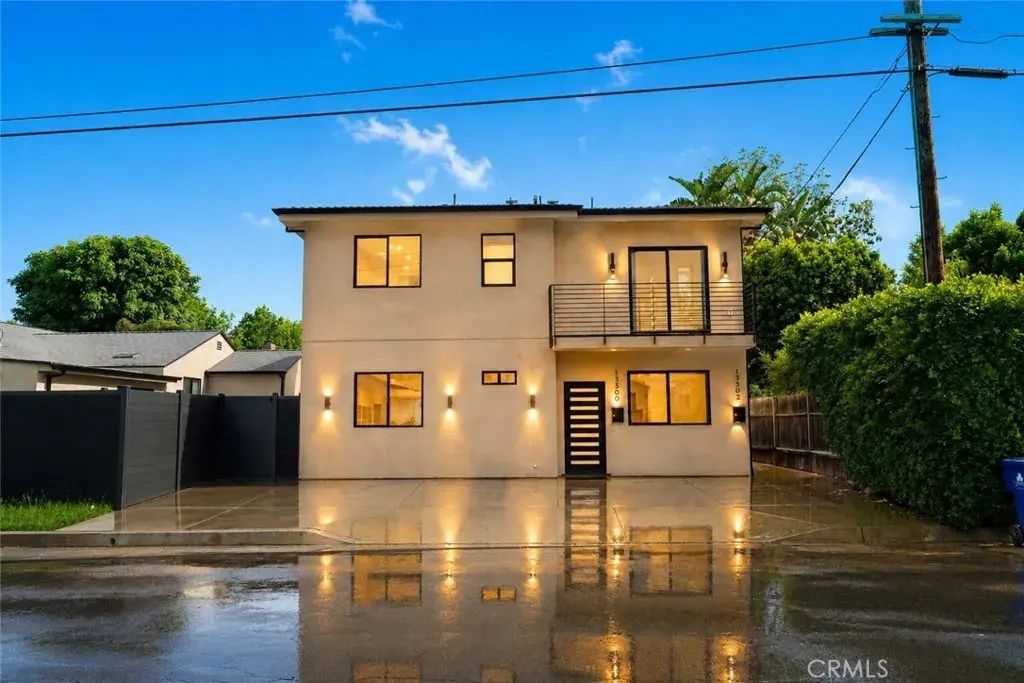 13502 Bessemer Street, Van Nuys