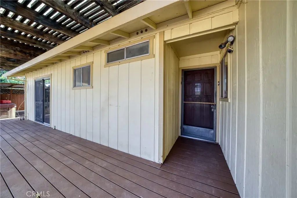 10710 Sunset Ridge, Kelseyville