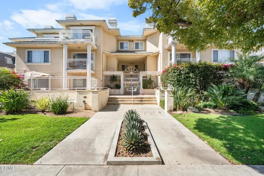 530 W Stocker 206, Glendale