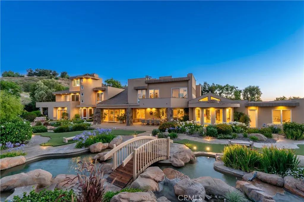 25411 Colette Way, Calabasas