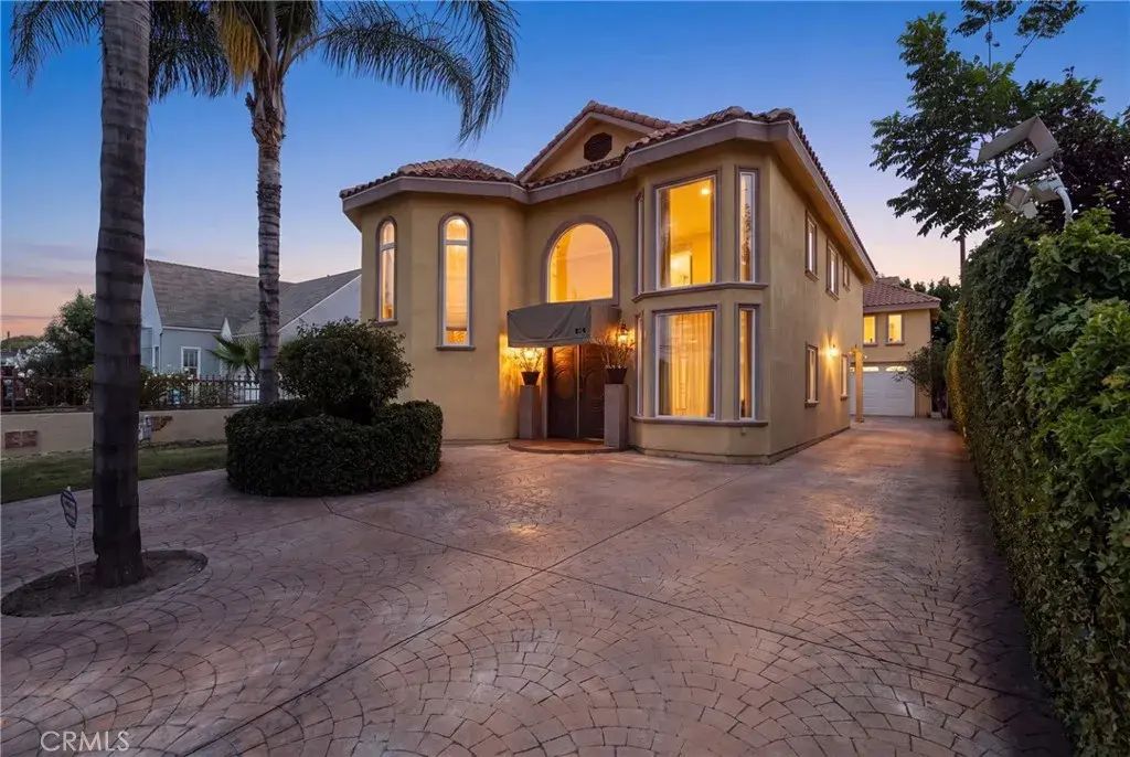 604 N Sparks, Burbank