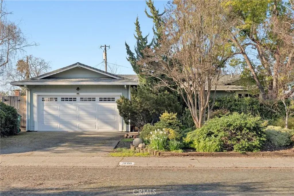 1688 Park View, Chico