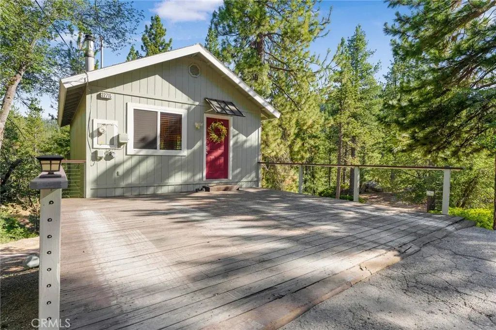 32715 Willow, Running Springs