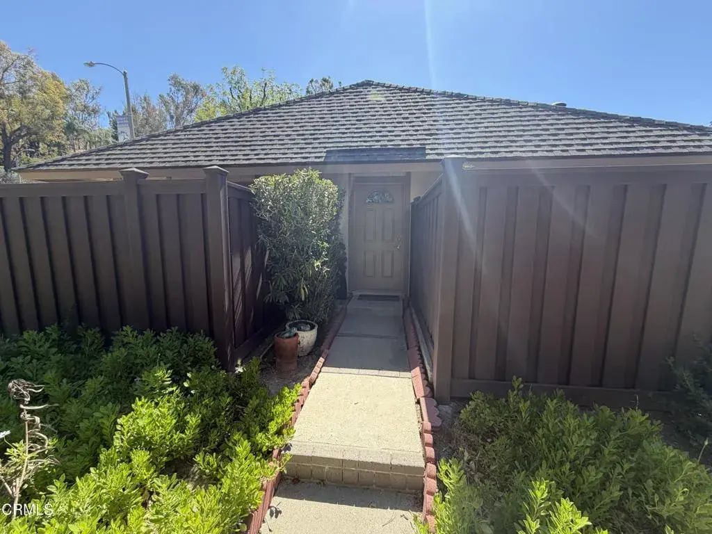 28835 Oakpath Drive, Agoura Hills