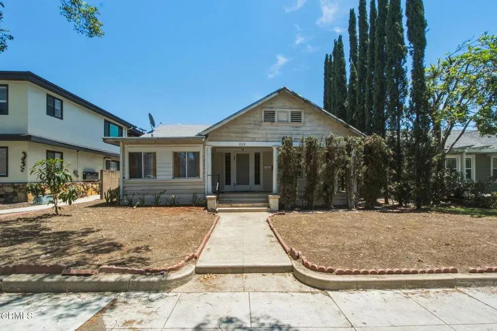 328 N Isabel, Glendale