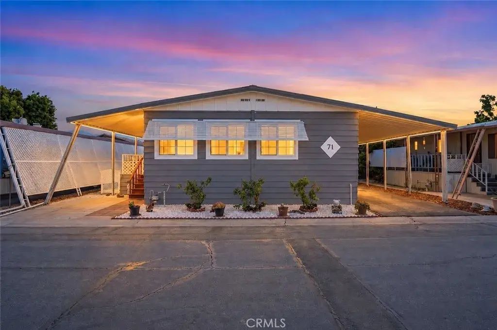 42751 E Florida Ave 71, Hemet