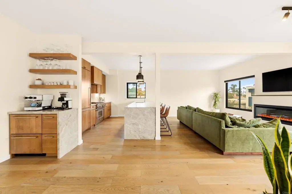 1136 Shelburn Lane, Ventura