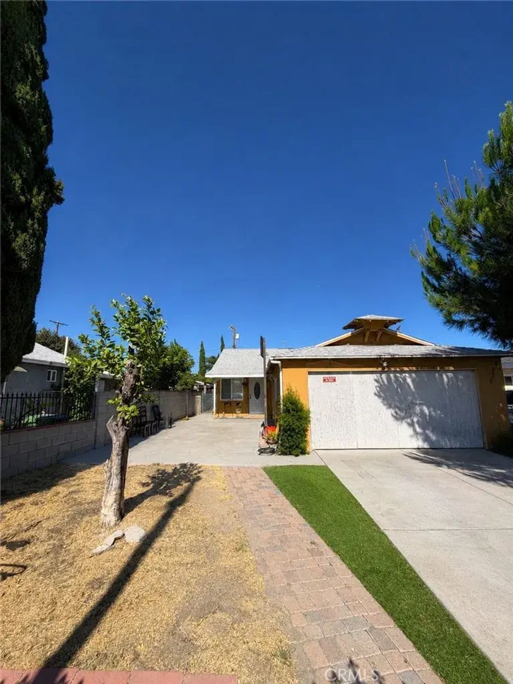 7836 Irvine, North Hollywood