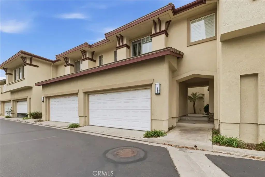 40 Bryce, Aliso Viejo