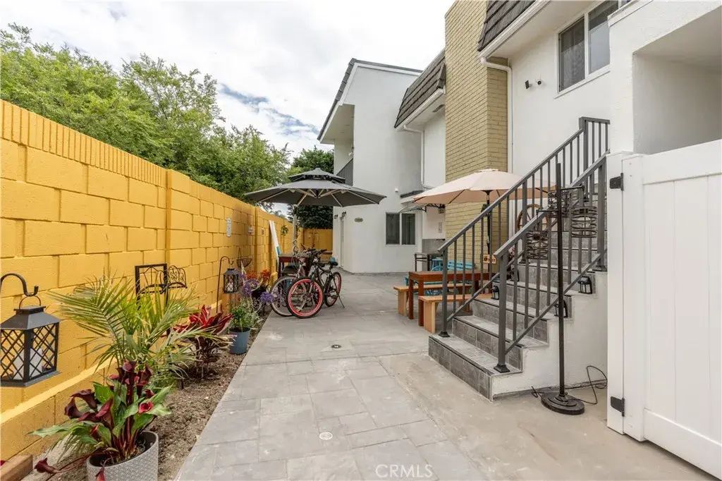 15594 Dawnson, Huntington Beach