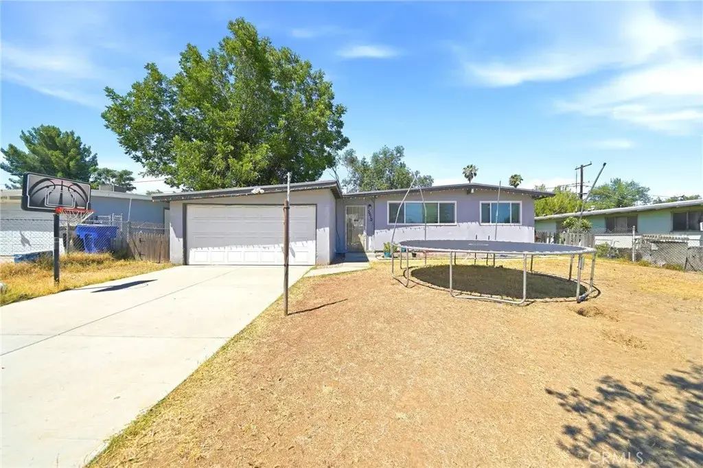 3510 Mckenzie, Riverside