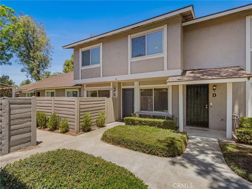 1726 N Oak Knoll C, Anaheim