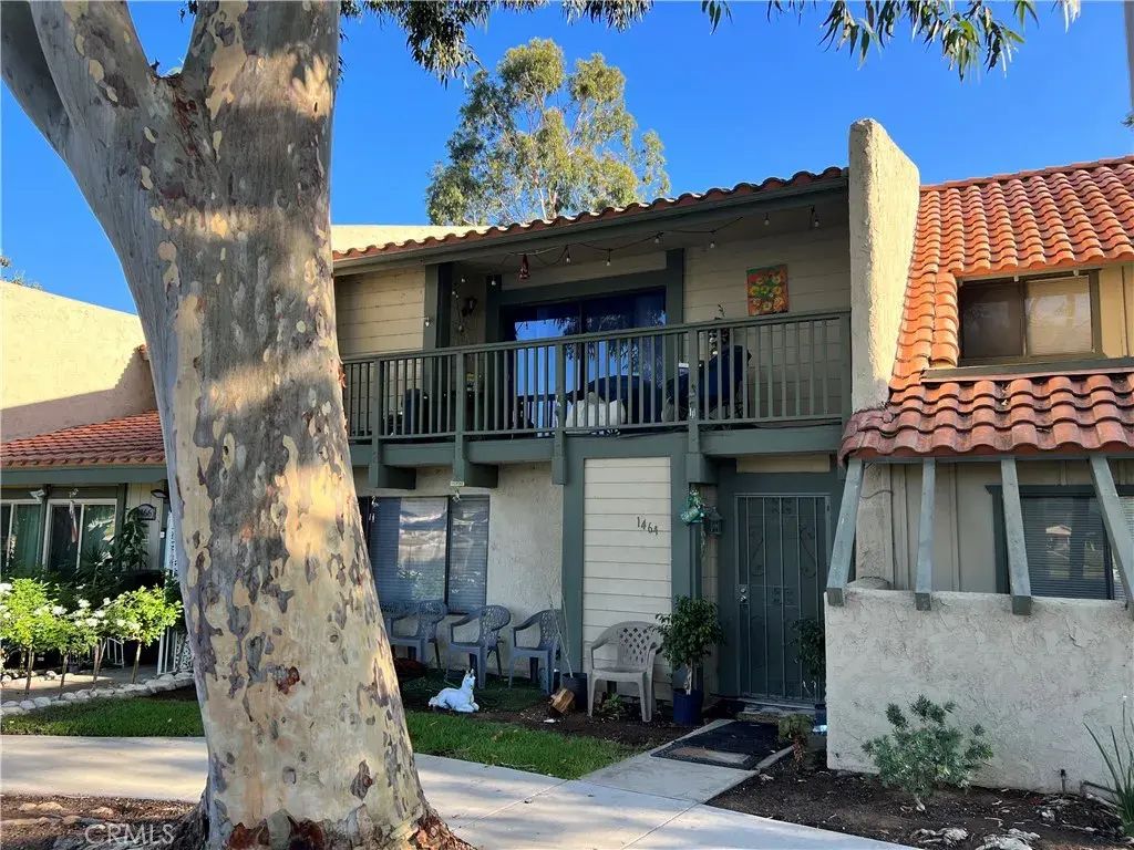 1464 Camelot Drive, Corona