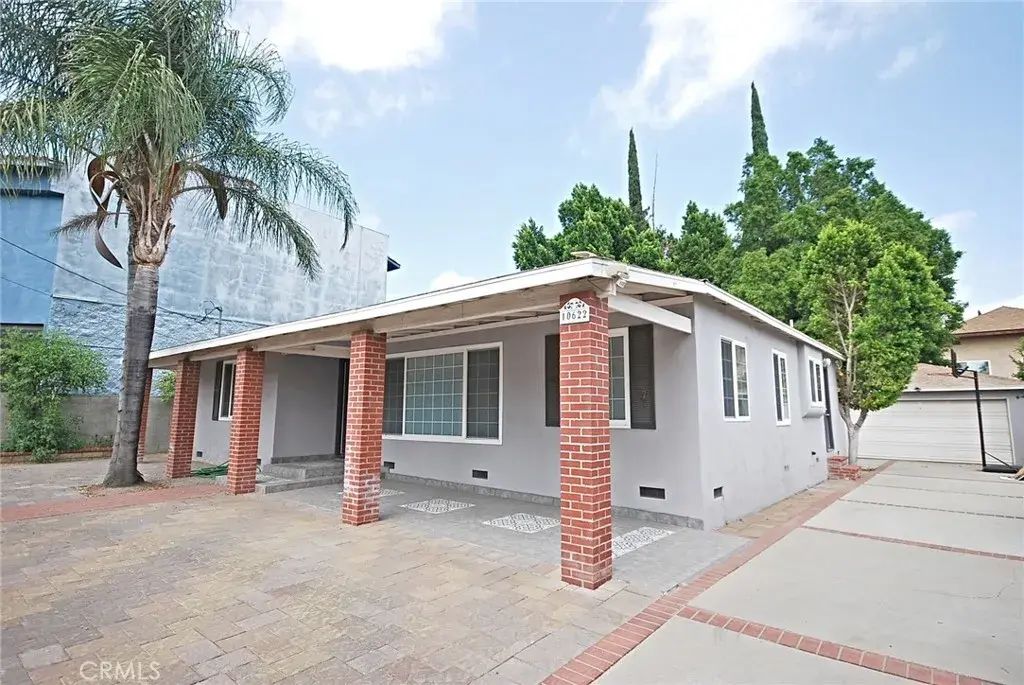 10622 Zelzah Avenue, Granada Hills