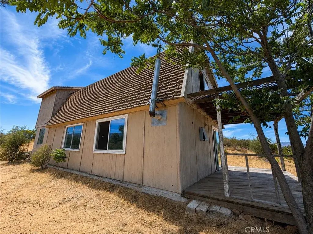 38400 Fischer Road, Anza