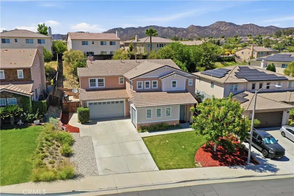 40740 Clancy Court, Murrieta