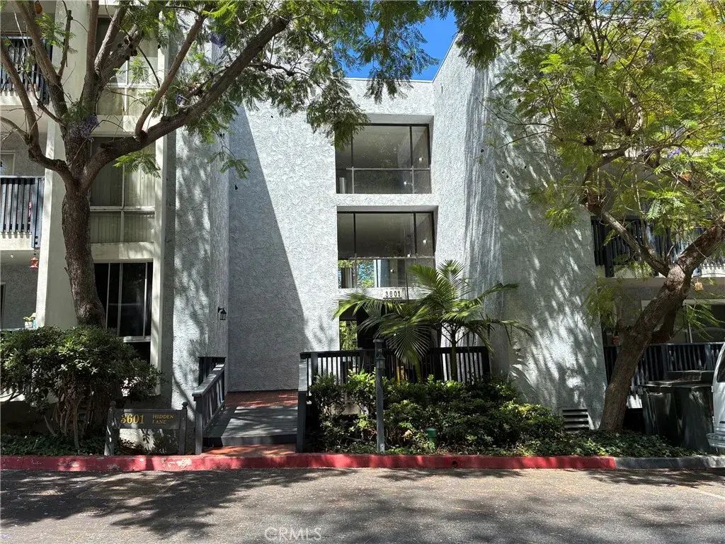 3601 W Hidden Lane 201, Rolling Hills Estates