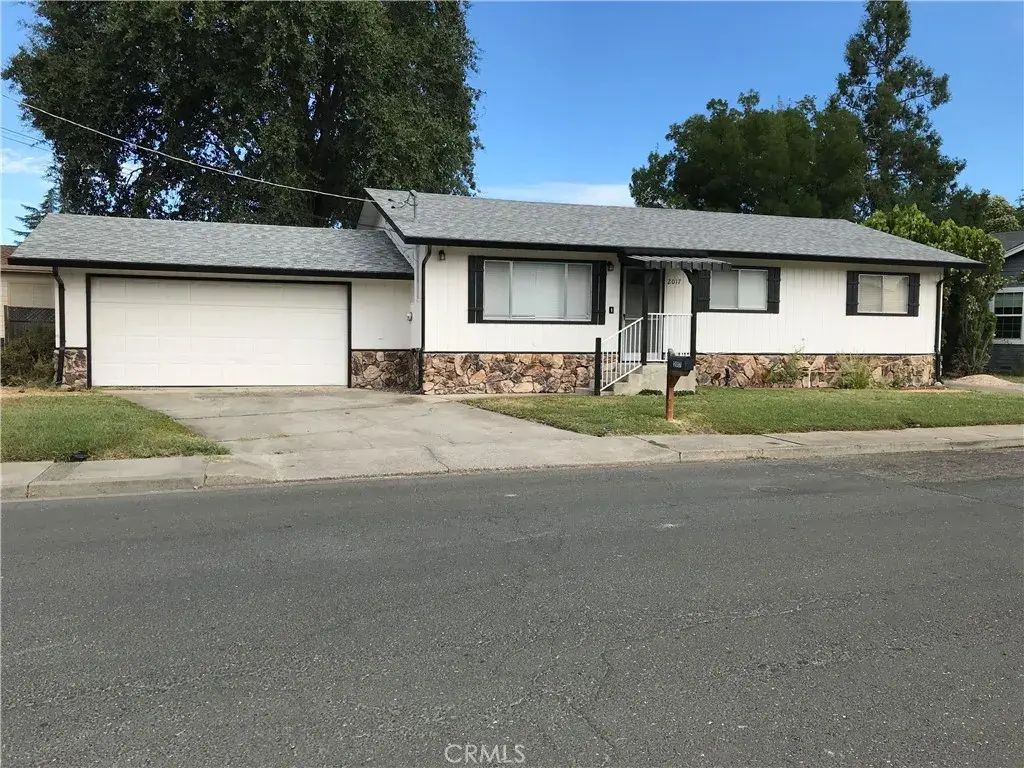 2017 Ashe Street, Lakeport