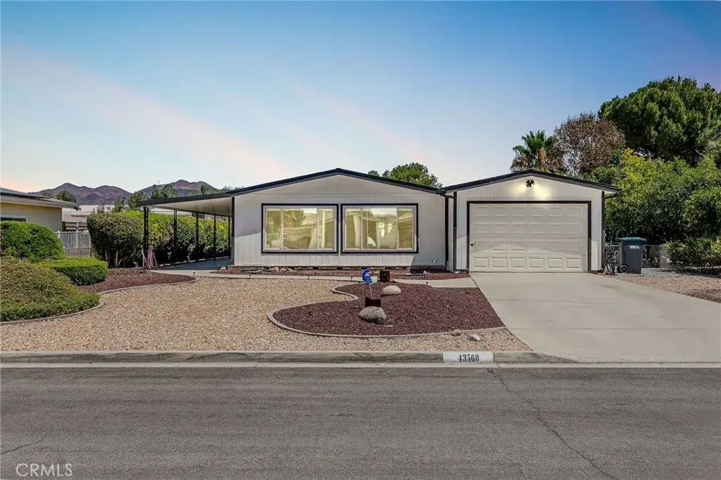 43560 Holder, Hemet