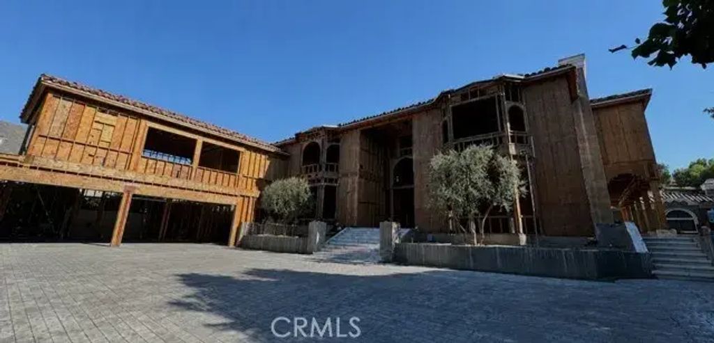 20614 Chatsboro, Woodland Hills