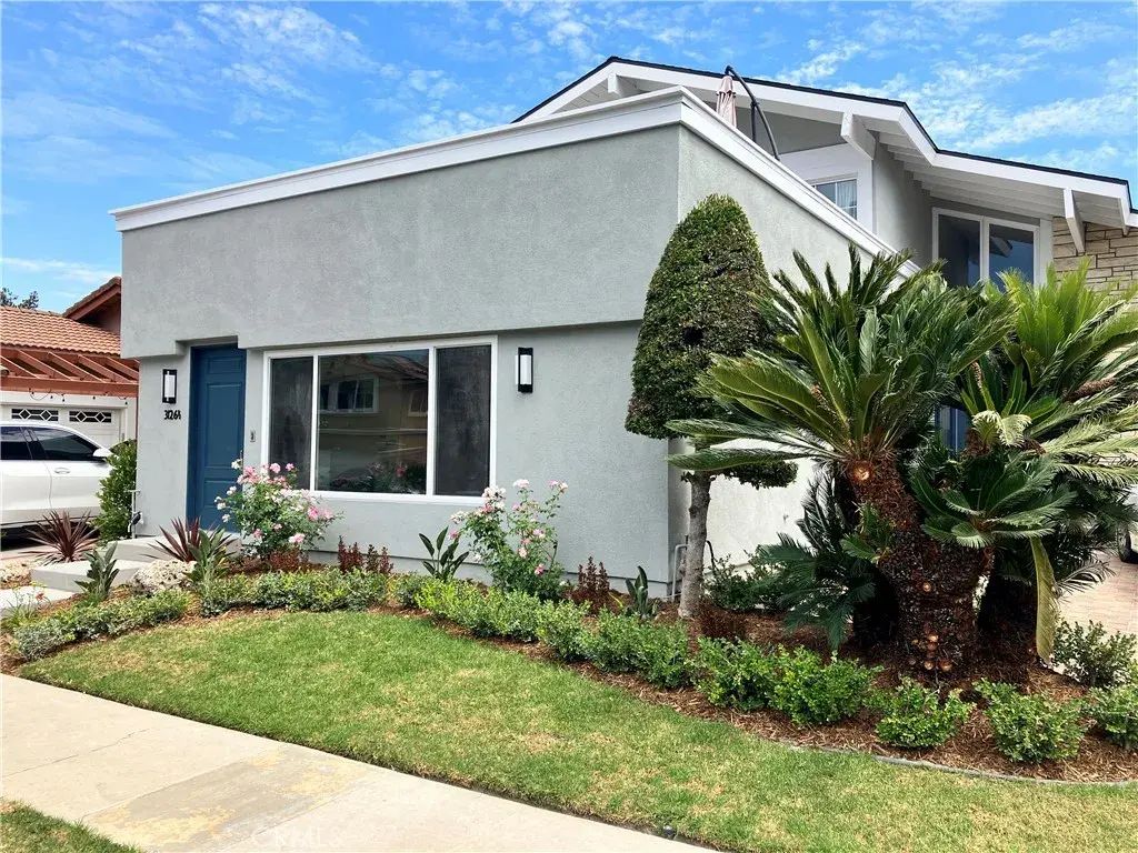 3126 Lama A, Long Beach