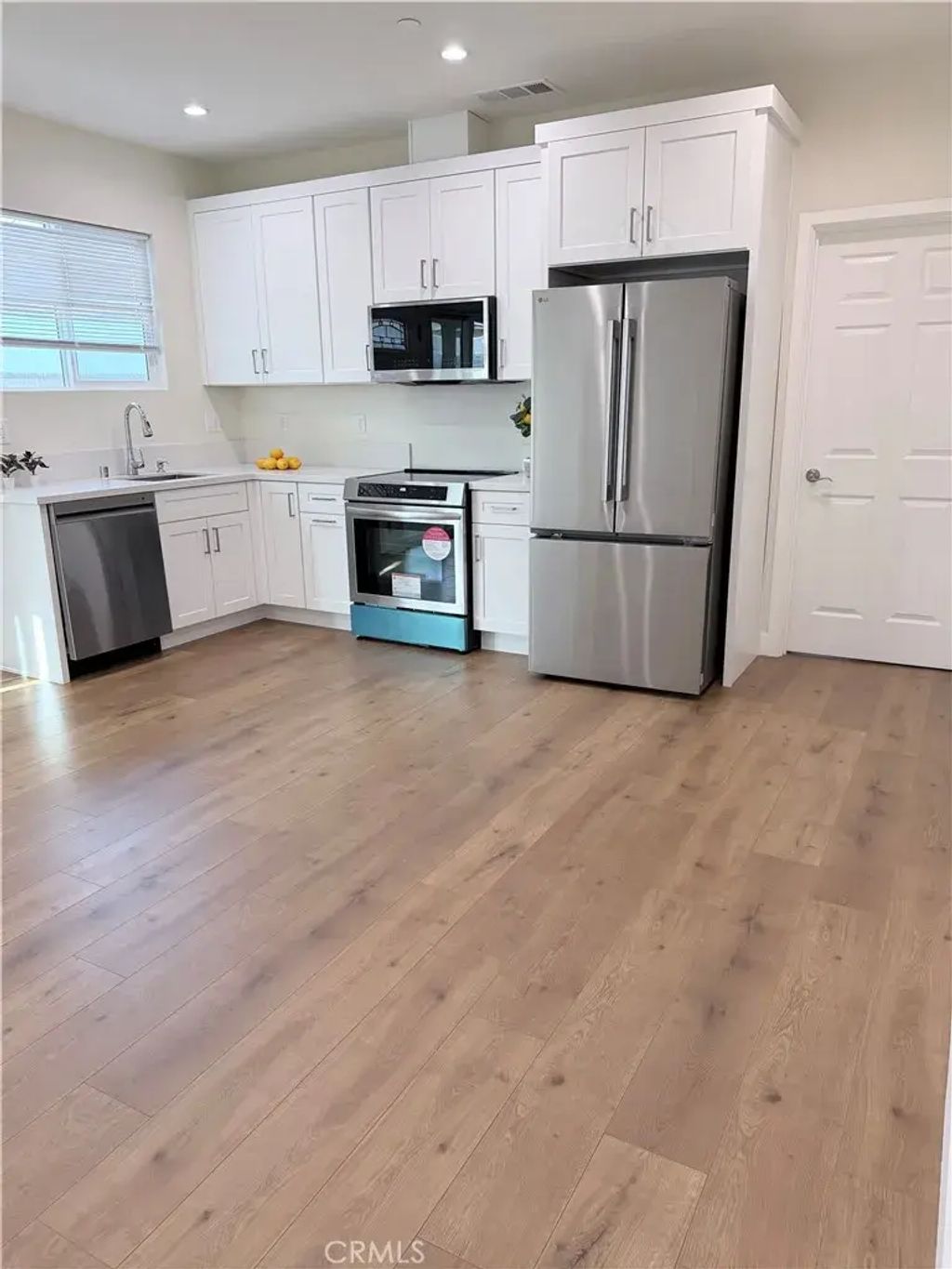 8144 Vantage, North Hollywood