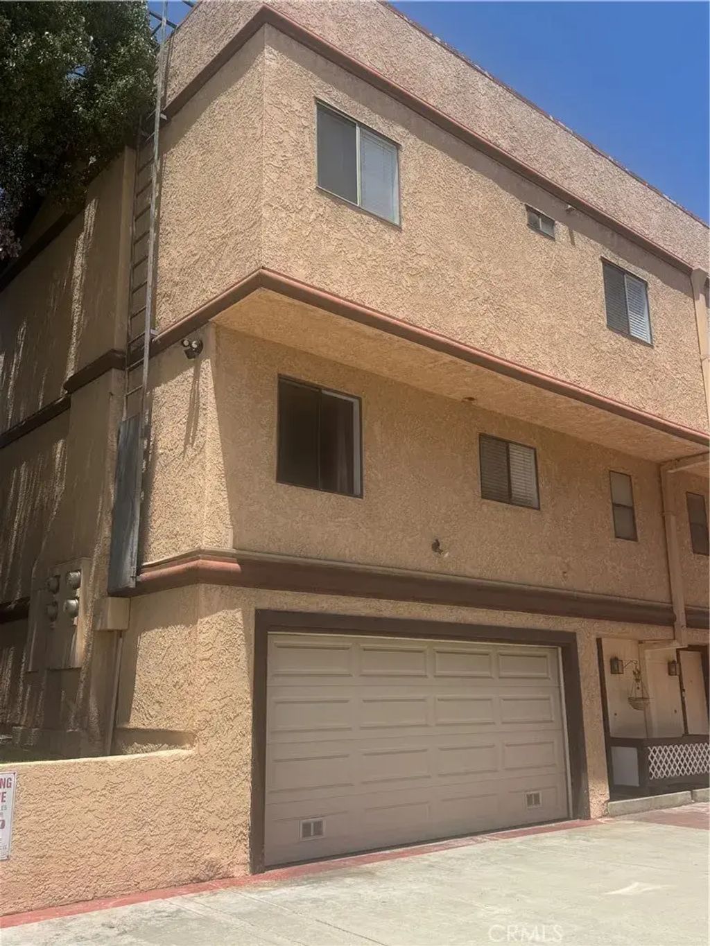 1039 Mount Olive Drive, Duarte