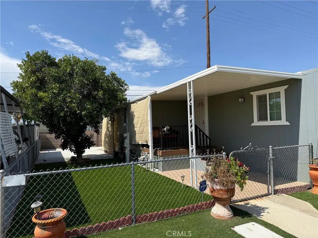 260 N Lyon 38, Hemet