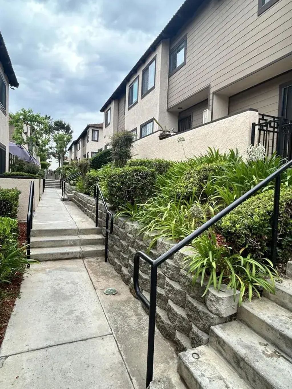 955 Postal Way 27, Vista
