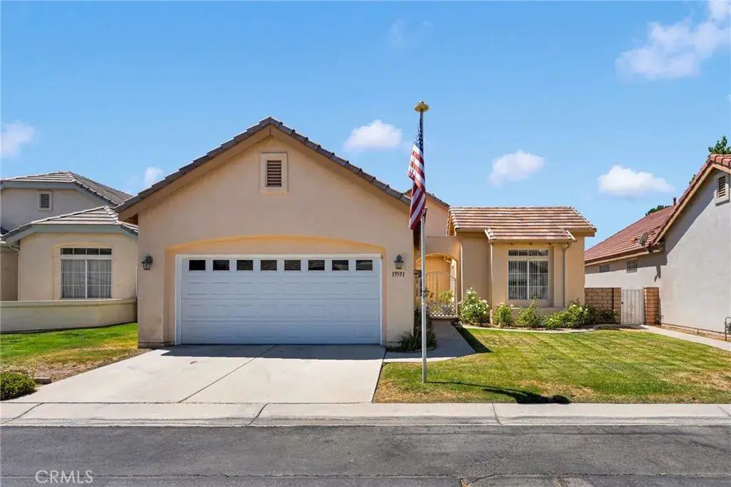 19591 Rolling Green, Apple Valley