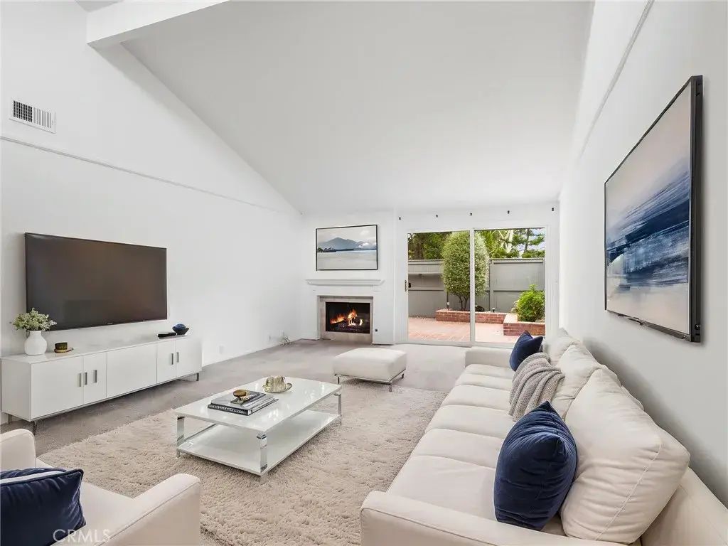 19586 Seagull Lane, Huntington Beach