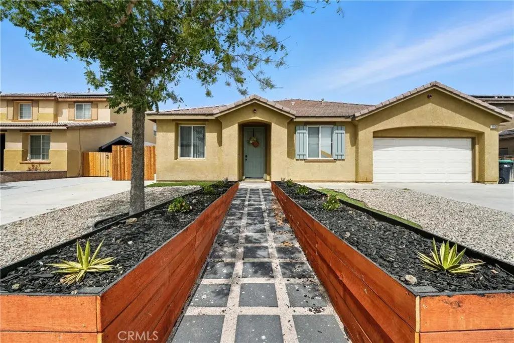 2351 Alpaca Avenue, Rosamond