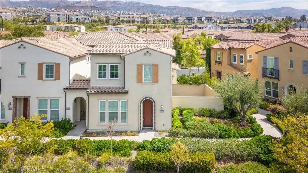 20328 Paseo Las Olivas, Porter Ranch