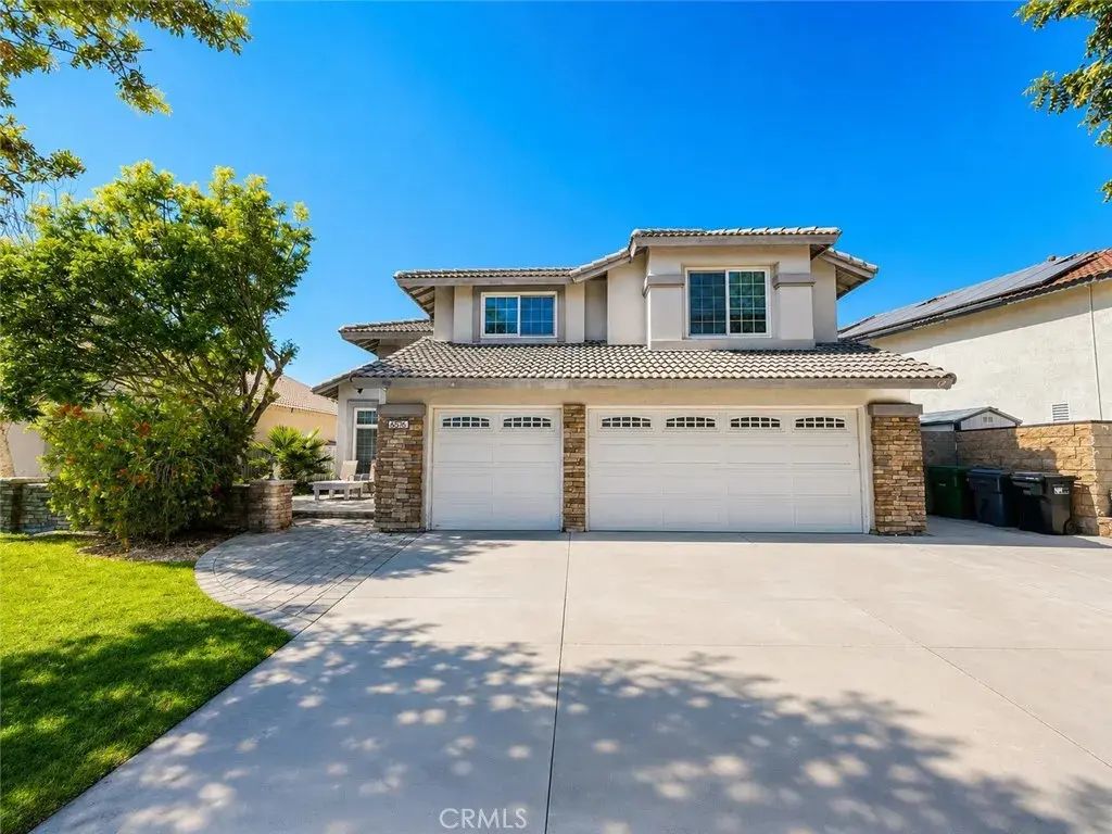 6576 Darcena Street, Chino