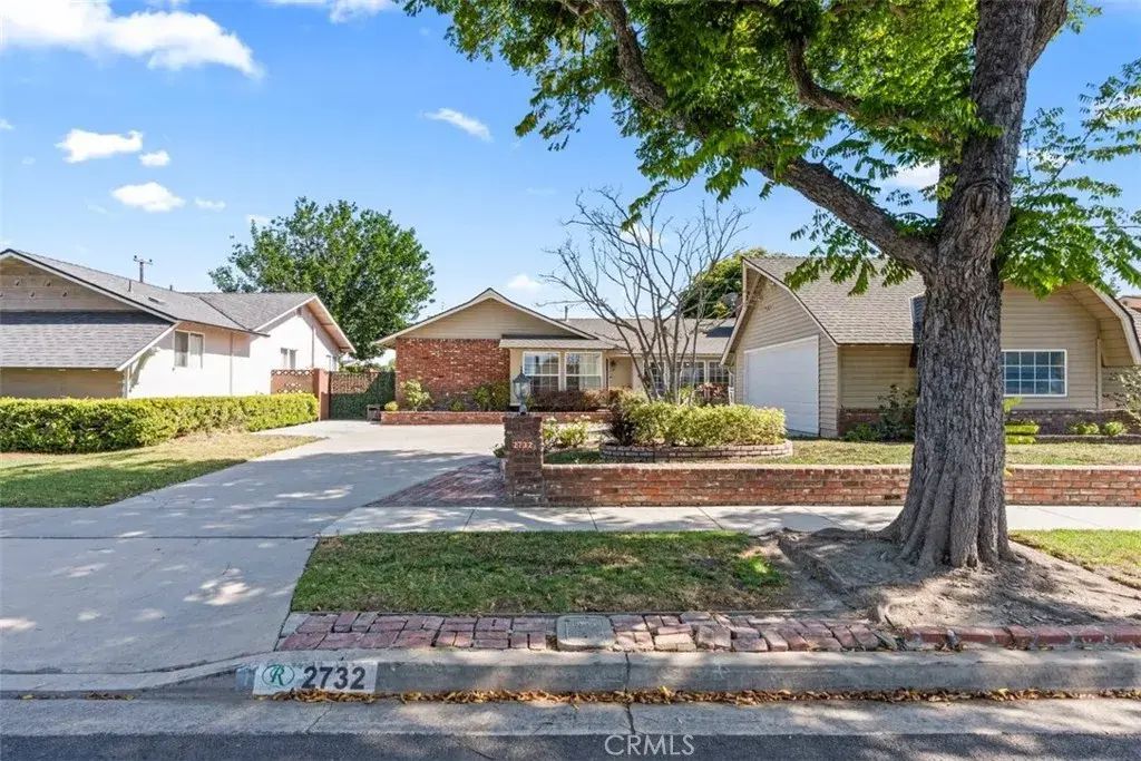 2732 Mainway, Rossmoor